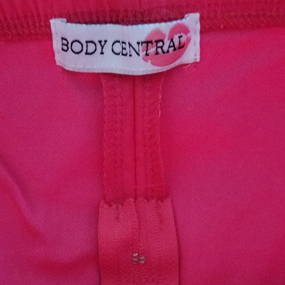 Body Central Hot Pink Strapless Corset Top with Black Lace Accent - Picture 8 of 10